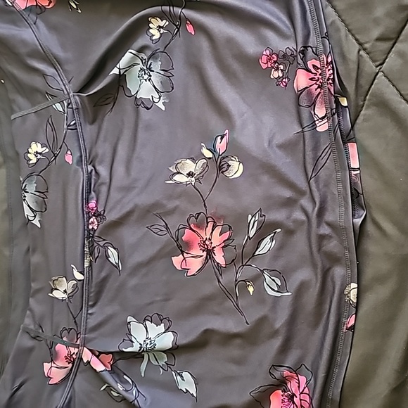 Ideology Skort XXL dark Gray with Floral design - Picture 2 of 8